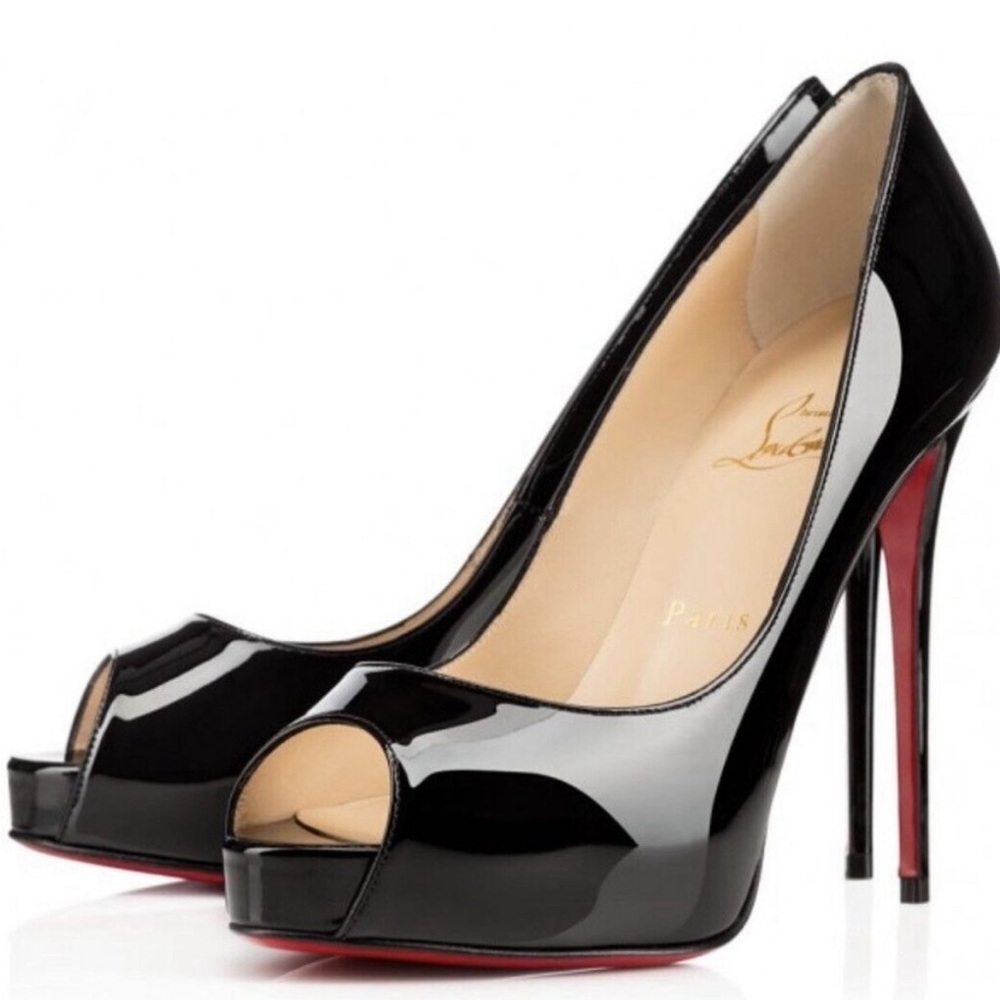 SOLD!!On X posted!SOLD!! Christian Louboutin Women US 8 Very Prive Black Patent